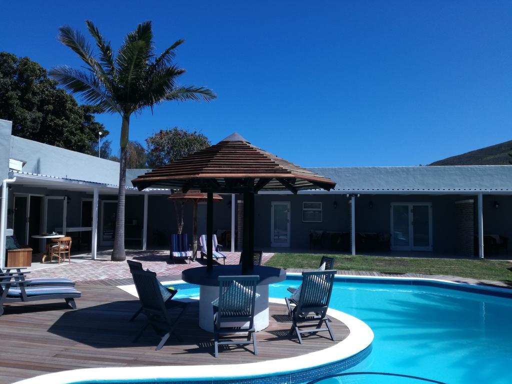 Livesey Lodge Guest House Hermanus Buitenkant foto